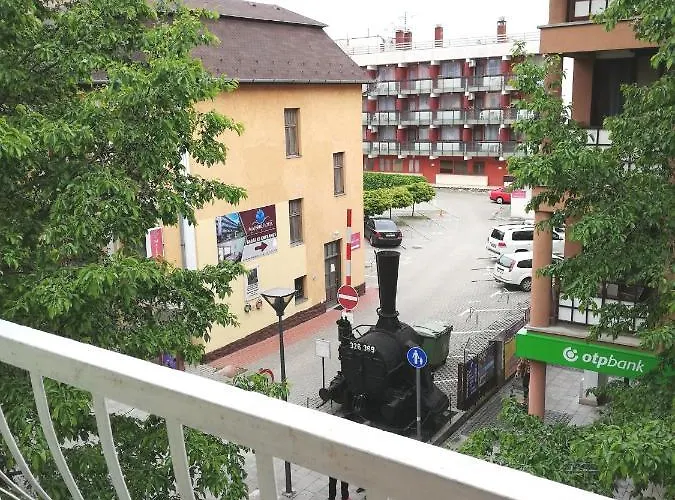 Joko Centrum Apartman דירה